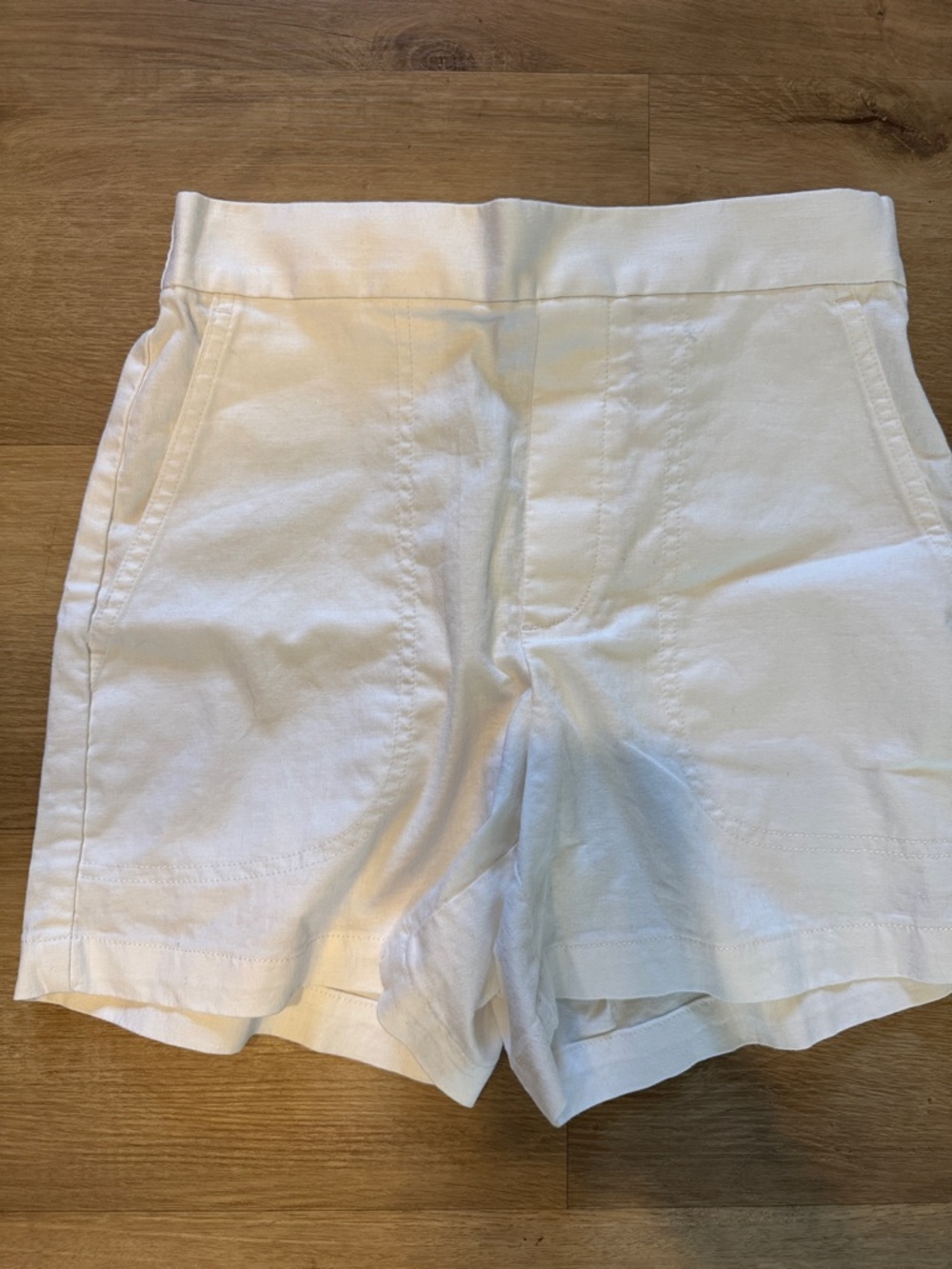 White banana republic factory linen blend shorts XS